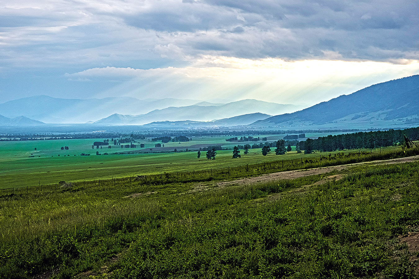 Отдых в Уймонской долине