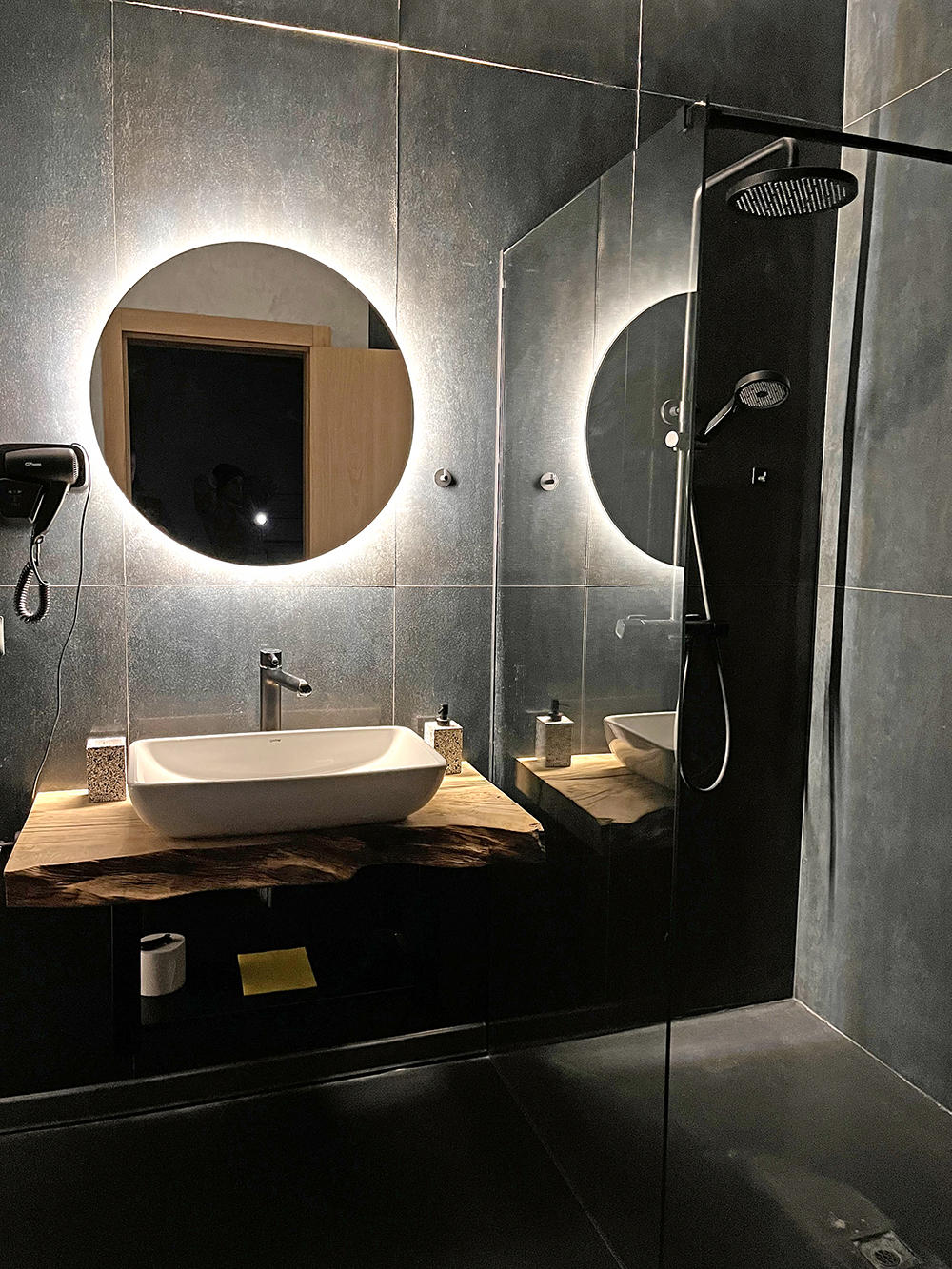 Двухместный благоустроенный дом первой линии (М1-М5)