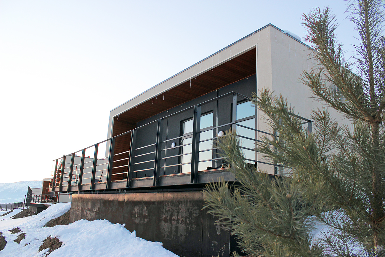 Двухместный благоустроенный дом второй линии (М6-М9)